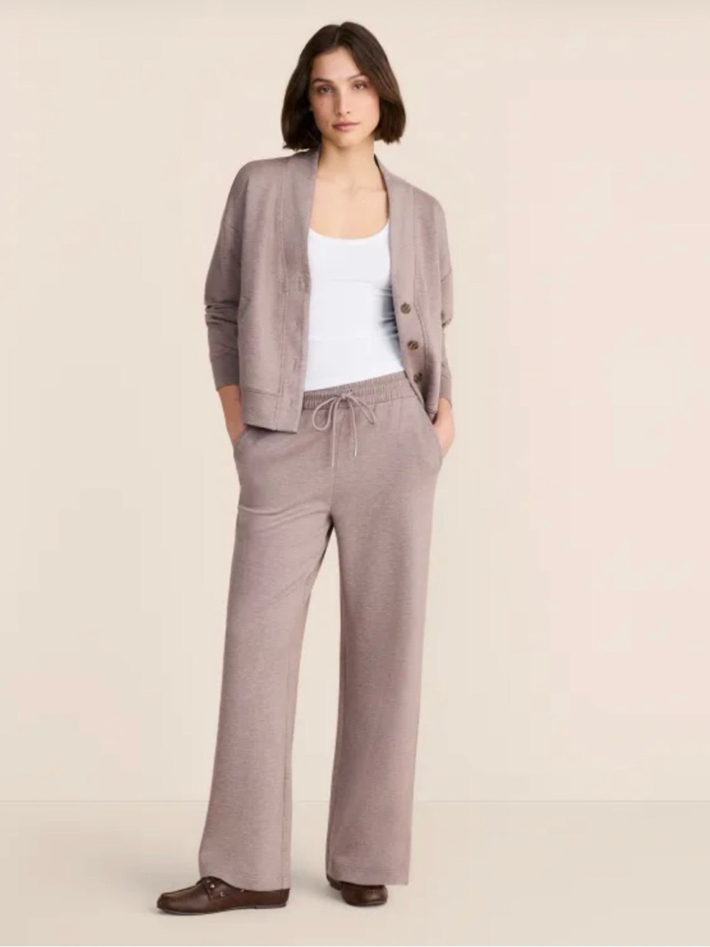Lou & Grey Heathered Scubasoft Wide-Leg Sweatpants in Blushwood Heather